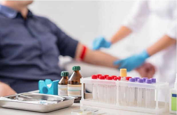 Xét nghiệm máu định kỳ là gì? Lợi ích của việc xét nghiệm máu
